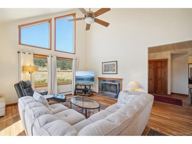 47 Sombrero Ct, Lyons, CO 80540