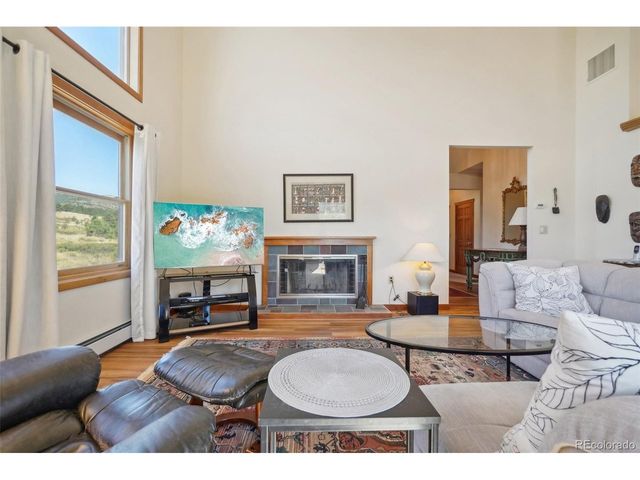 47 Sombrero Ct, Lyons, CO 80540