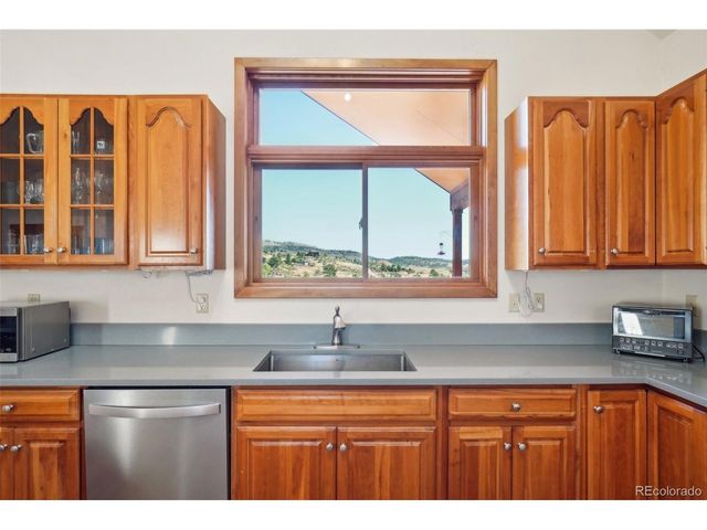 47 Sombrero Ct, Lyons, CO 80540