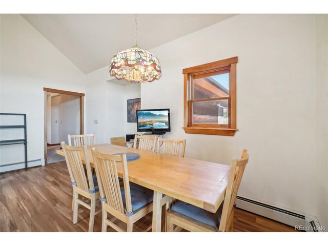 47 Sombrero Ct, Lyons, CO 80540