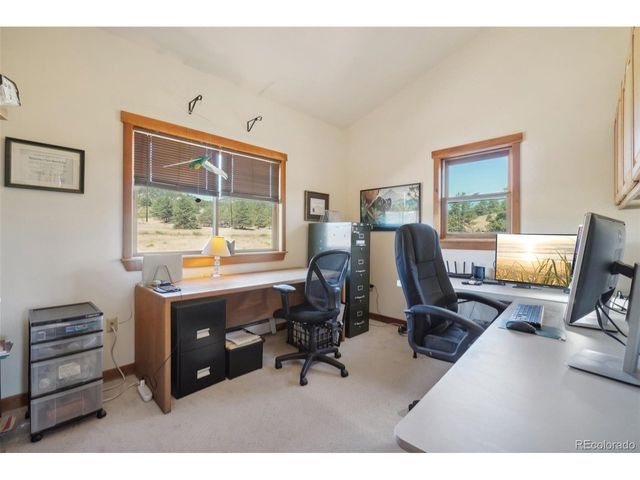 47 Sombrero Ct, Lyons, CO 80540