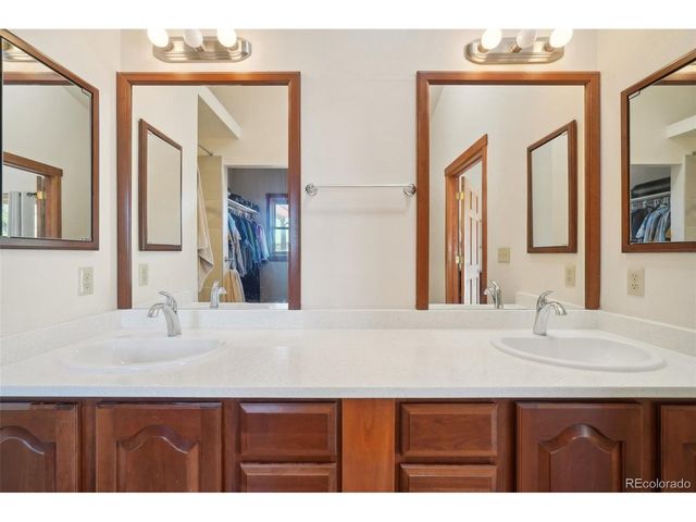 47 Sombrero Ct, Lyons, CO 80540