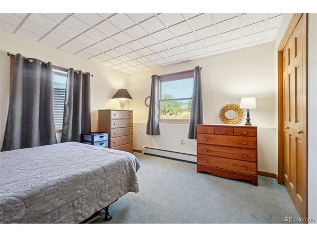 47 Sombrero Ct, Lyons, CO 80540