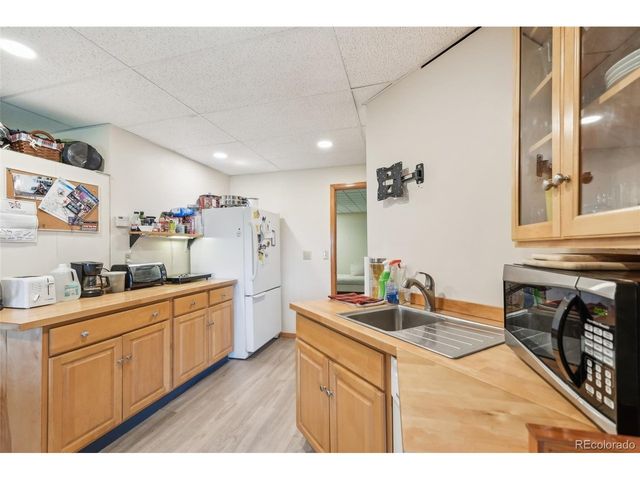47 Sombrero Ct, Lyons, CO 80540