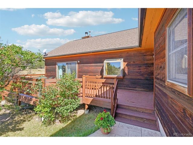 47 Sombrero Ct, Lyons, CO 80540