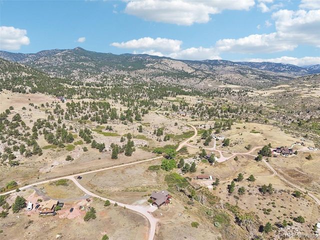 47 Sombrero Ct, Lyons, CO 80540
