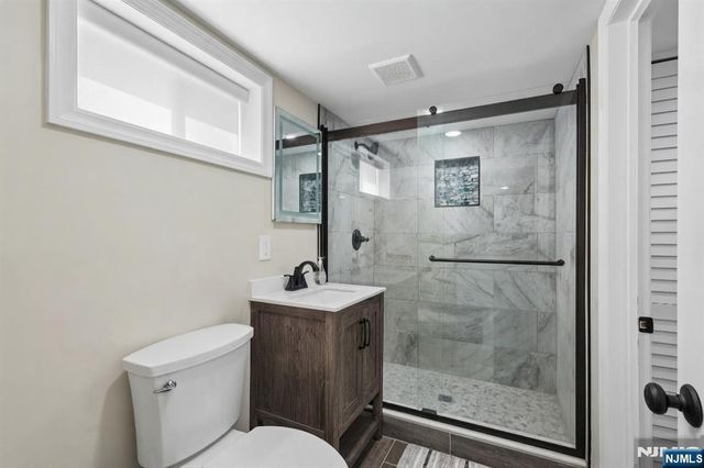 1062 Evergreen Court, New Milford, NJ 07646