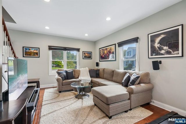 1062 Evergreen Court, New Milford, NJ 07646
