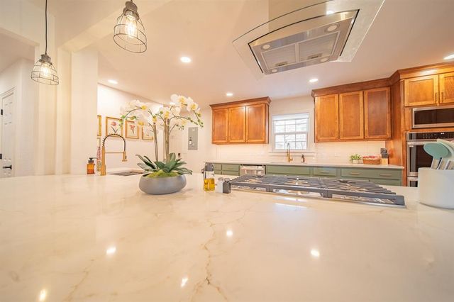 1017 Dean Place, Oklahoma City, OK 73117