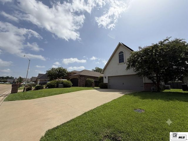 2102 BIENVILLE DRIVE, Monroe, LA 71301