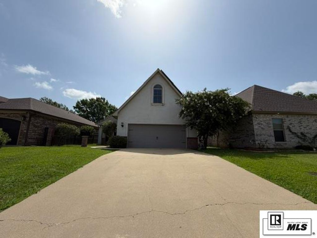 2102 BIENVILLE DRIVE, Monroe, LA 71301