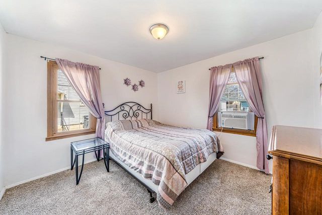 824 ZEMLOCK AVENUE, Neenah, WI 54956