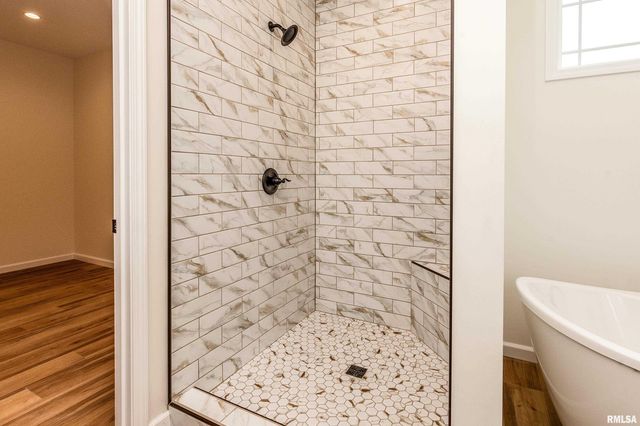 1106 HORIZON Drive, Marion, IL 62959