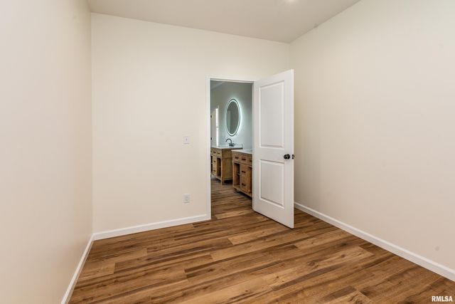 1106 HORIZON Drive, Marion, IL 62959