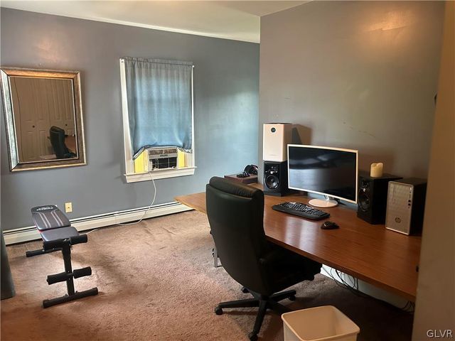 696 South Delaware Drive, Upper Mt Bethel Twp, PA 18343