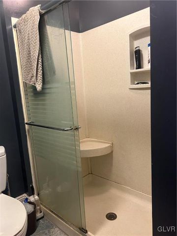 696 South Delaware Drive, Upper Mt Bethel Twp, PA 18343