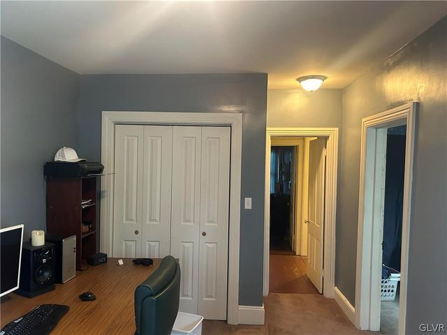696 South Delaware Drive, Upper Mt Bethel Twp, PA 18343