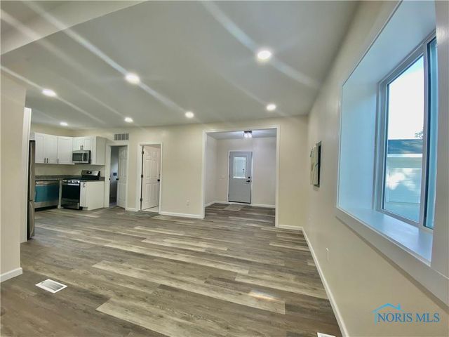 5240 Rambo Lane, Toledo, OH 43623