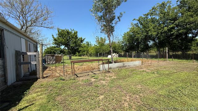9323 S 42575, Inola, OK 74036