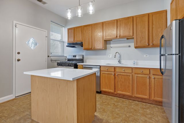 6231 S WOODLAWN Avenue 3N, Chicago, IL 60637