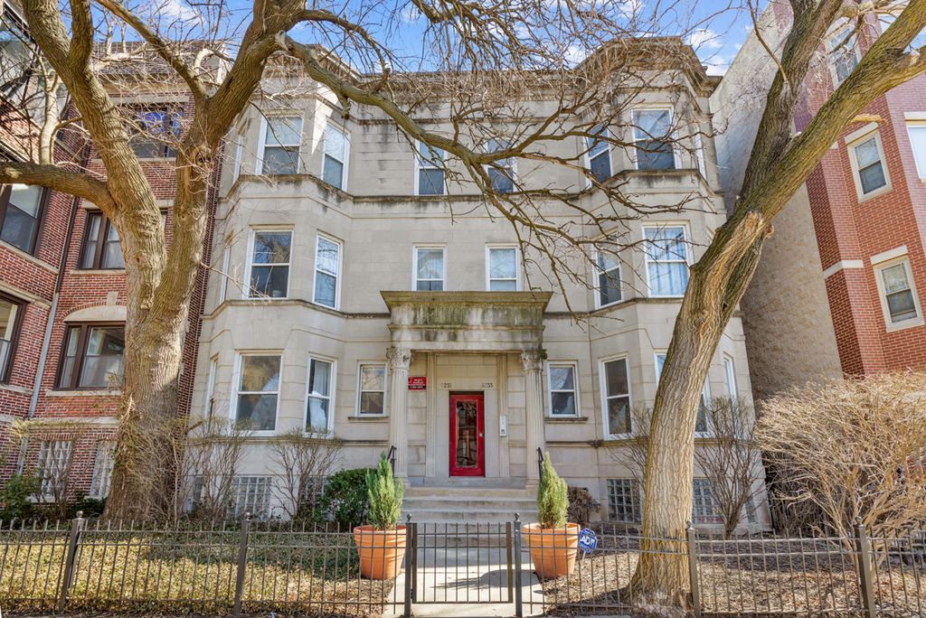 6231 S WOODLAWN Avenue 3N, Chicago, IL 60637