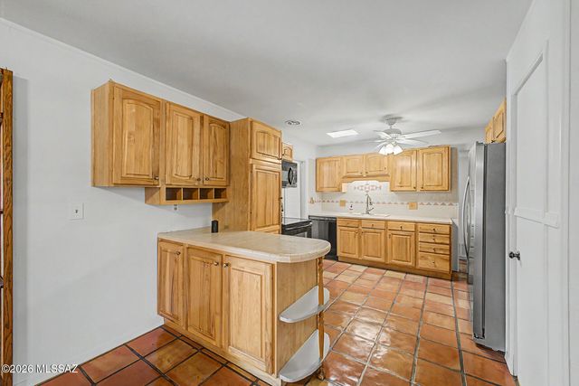 6282 E 33rd Street, Tucson, AZ 85711