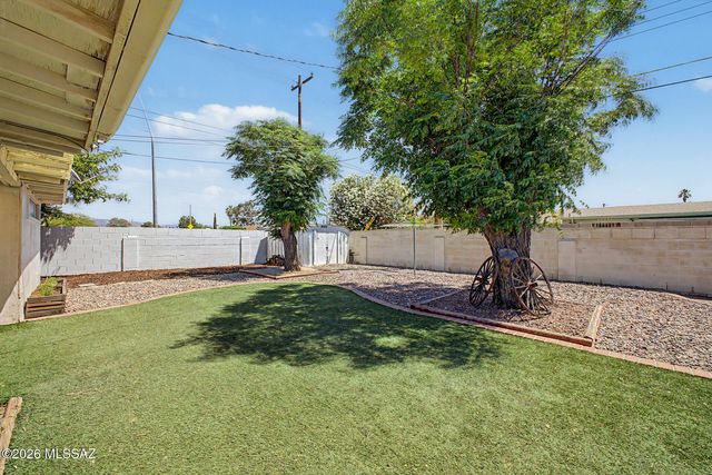 6282 E 33rd Street, Tucson, AZ 85711