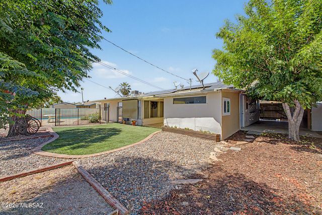 6282 E 33rd Street, Tucson, AZ 85711