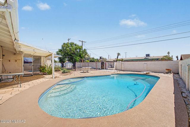 6282 E 33rd Street, Tucson, AZ 85711