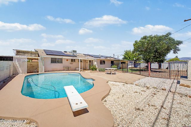 6282 E 33rd Street, Tucson, AZ 85711