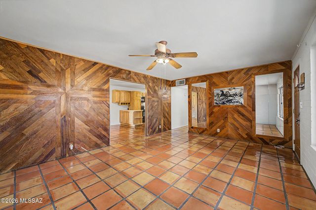 6282 E 33rd Street, Tucson, AZ 85711