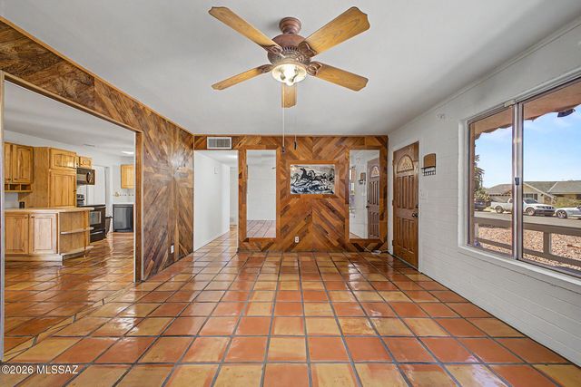 6282 E 33rd Street, Tucson, AZ 85711