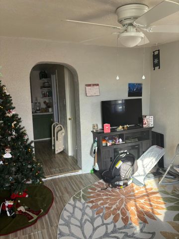 427 Odelia Road NE, Corrales, NM 87048