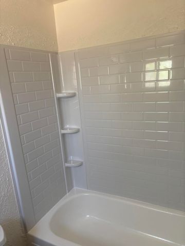 427 Odelia Road NE, Corrales, NM 87048