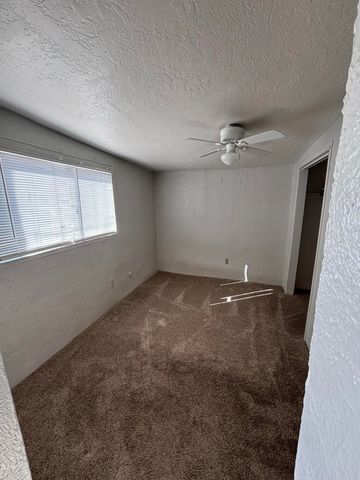 427 Odelia Road NE, Corrales, NM 87048