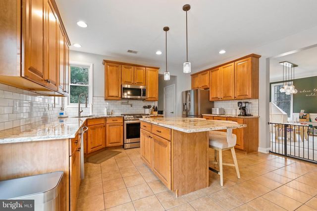 542 HARTFORD ROAD, Mount Laurel, NJ 08054