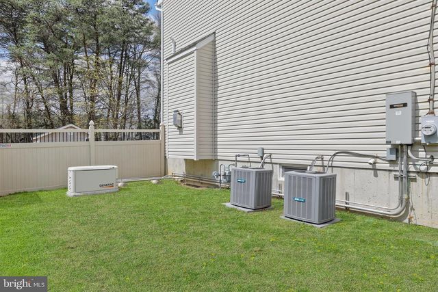 542 HARTFORD ROAD, Mount Laurel, NJ 08054