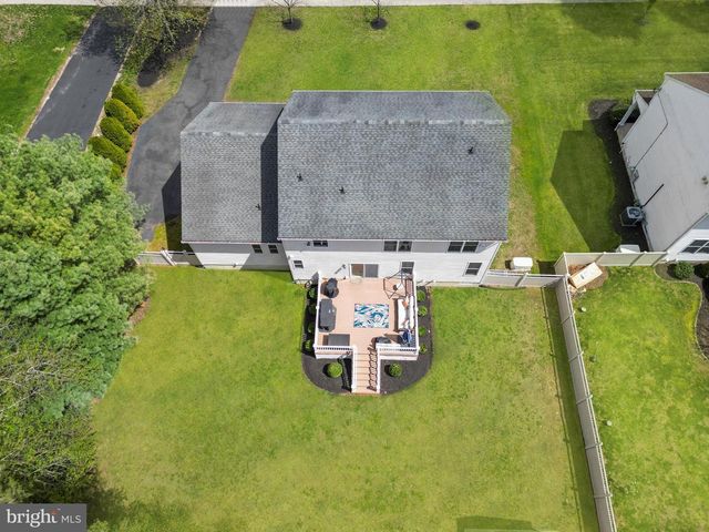 542 HARTFORD ROAD, Mount Laurel, NJ 08054