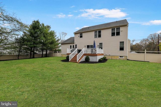 542 HARTFORD ROAD, Mount Laurel, NJ 08054