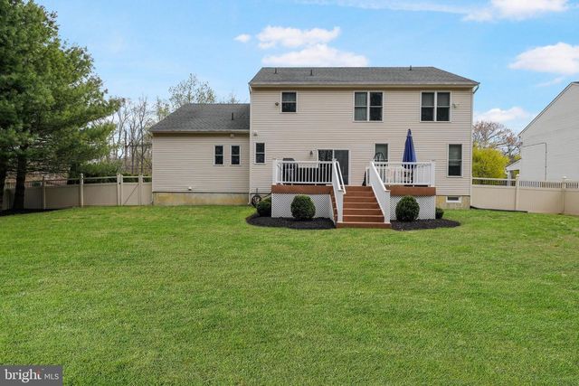 542 HARTFORD ROAD, Mount Laurel, NJ 08054