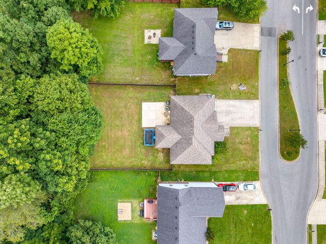 3296 Timberdale Dr, Clarksville, TN 37042