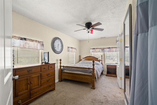 8343 YELLOW PINE AVENUE, Brooksville, FL 34613