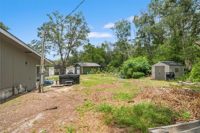 8343 YELLOW PINE AVENUE, Brooksville, FL 34613