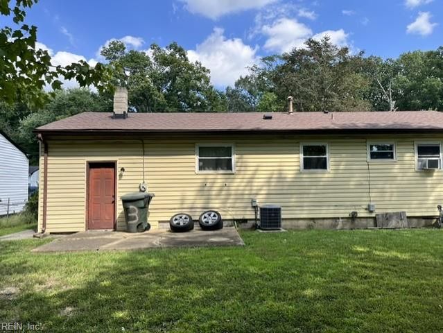 23 Tillerson DR, Newport News, VA 23602