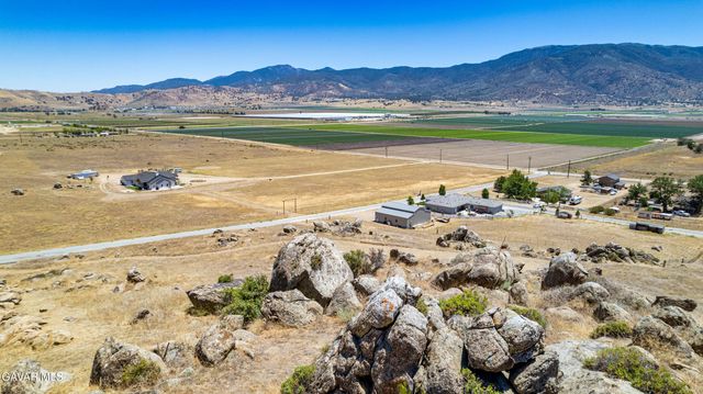 Castle Gate Drive, Tehachapi, CA 93561