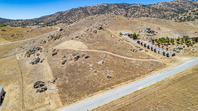 Castle Gate Drive, Tehachapi, CA 93561
