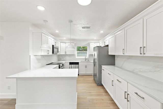 2881 POPPY ROAD, Venice, FL 34293