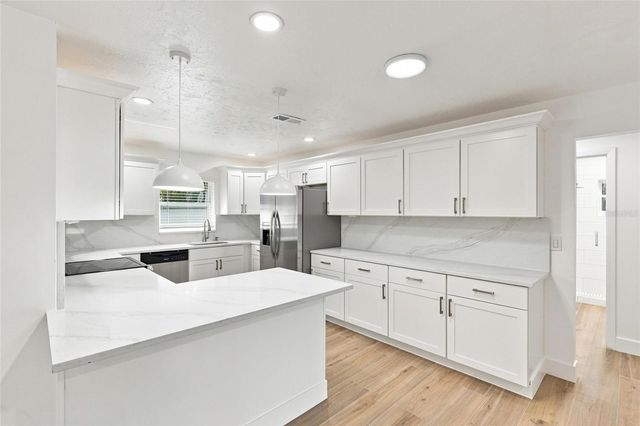 2881 POPPY ROAD, Venice, FL 34293