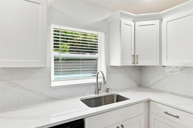 2881 POPPY ROAD, Venice, FL 34293