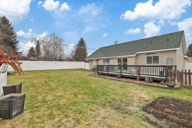 721 S McMillan Rd, Spokane Valley, WA 99016